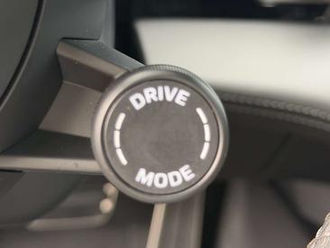 Porsche Taycan 4S — photo 32