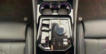 BMW Série 5 Touring 520d — photo 4