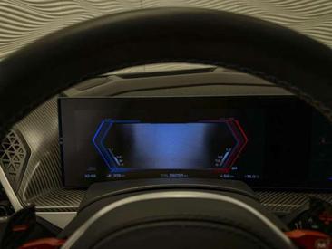 BMW XM 50e — photo 22