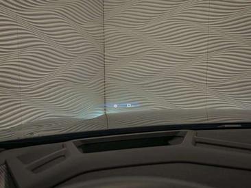 BMW XM 50e — photo 26