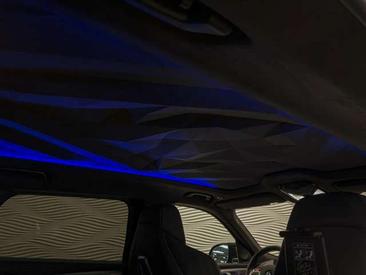 BMW XM 50e — photo 43
