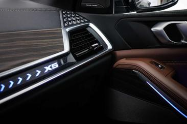 BMW X5 XDrive50e PHEV — photo 10