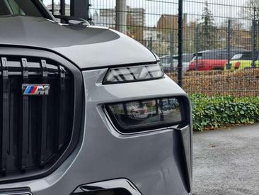 BMW X7 M60i — photo 14