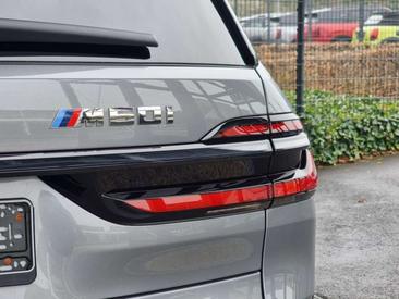 BMW X7 M60i — photo 16