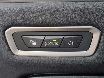 BMW X7 M60i — photo 19