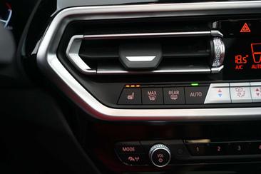BMW iX3 — photo 28