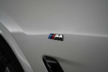 BMW iX3 — photo 33