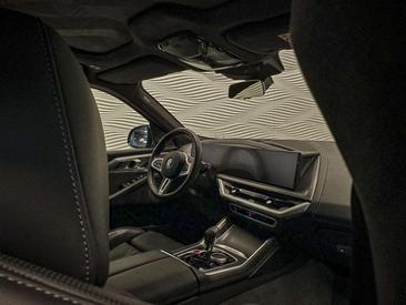 BMW XM 50e — photo 37
