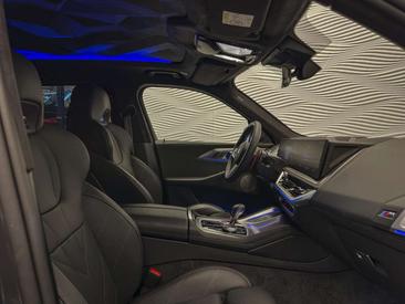 BMW XM 50e — photo 39