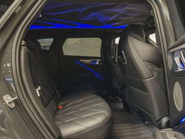 BMW XM 50e — photo 41