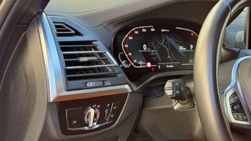 BMW X3 XDrive30e — photo 11