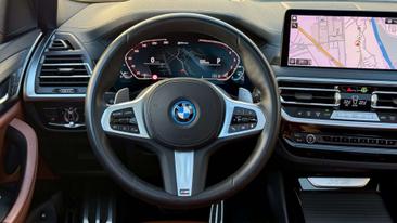 BMW X3 XDrive30e — photo 25