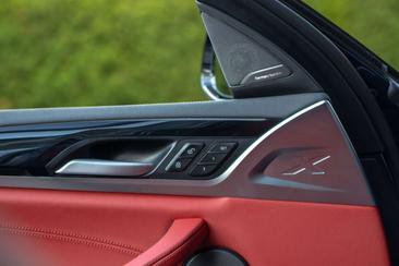 BMW X4 Coupé SUV M40d — photo 24