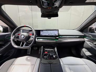 BMW M5 Berline Competition XDrive — photo 13