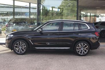 BMW X3 XDrive30e — photo 7