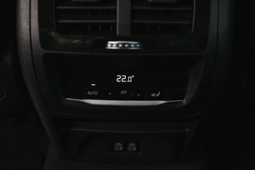 BMW X3 XDrive30e — photo 13