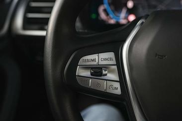 BMW X3 XDrive30e — photo 14