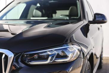 BMW X3 XDrive30e — photo 28