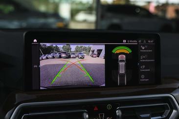 BMW X3 XDrive30e — photo 19