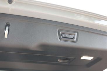 BMW Série 3 Berline 330e — photo 31