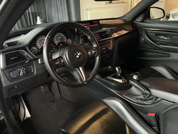 BMW M4 Competition — photo 4