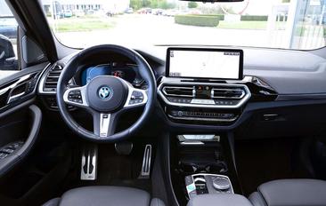 BMW iX3 — photo 5