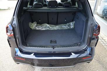 BMW iX3 — photo 15