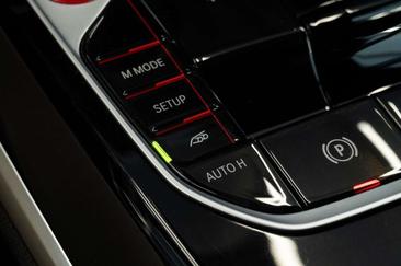 BMW M4 Competition — photo 36