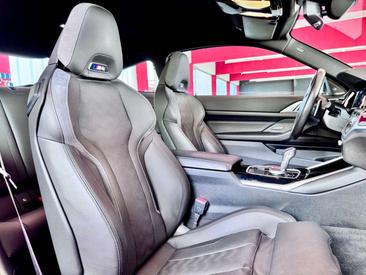BMW M4 Competition — photo 25