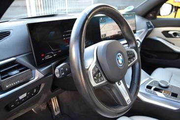 BMW Série 3 Berline 330e — photo 11