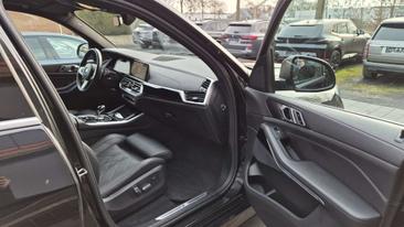 BMW X5 XDrive40d — photo 29
