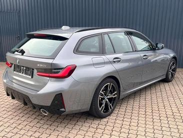 BMW Série 3 Berline 330i — photo 7