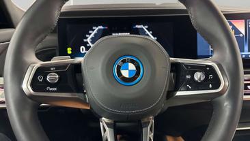 BMW I7 Berline EDrive50 — photo 9