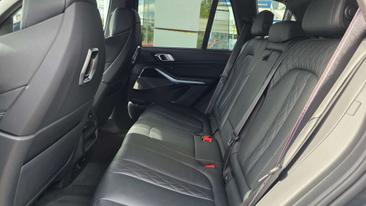 BMW X5 XDrive40d — photo 11