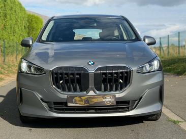 BMW Série 2 Berline 218d — photo 2