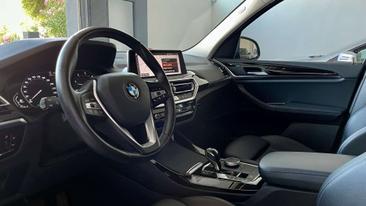 BMW X3 XDrive30e — photo 18