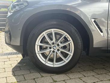 BMW X3 XDrive30e — photo 8