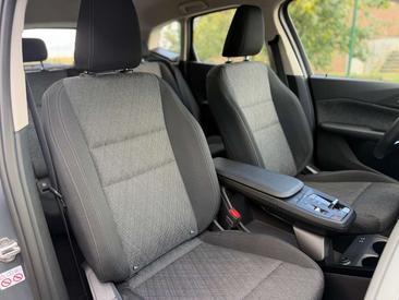 BMW Série 2 Berline 218d — photo 27