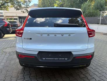 Volvo EX40 Berline Recharge Twin Motor — photo 5