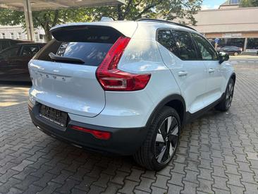 Volvo EX40 Berline Recharge Twin Motor — photo 6
