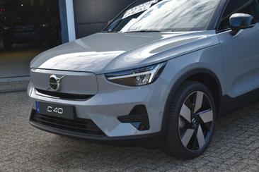 Volvo EC40 Coupé SUV Single Motor Extended Range — photo 3