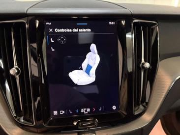 Volvo XC60 T6 Recharge AWD — photo 31