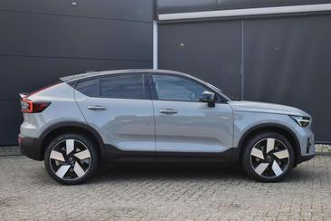 Volvo EC40 Coupé SUV Single Motor Extended Range — photo 8