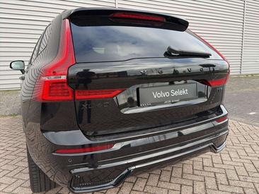 Volvo XC60 T8 Recharge AWD — photo 2
