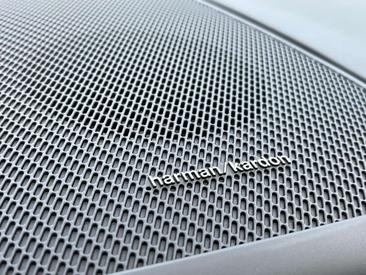 Volvo XC60 T8 Recharge AWD — photo 7