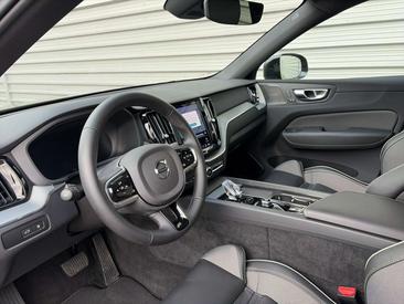 Volvo XC60 T8 Recharge AWD — photo 8