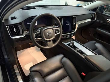 Volvo V60 Cross Country Break B4 D AWD — photo 11