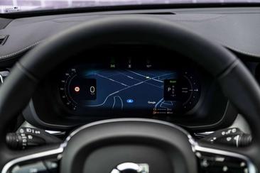 Volvo XC60 T6 Recharge AWD — photo 29
