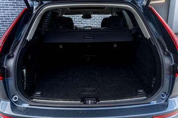 Volvo XC60 T6 Recharge AWD — photo 19