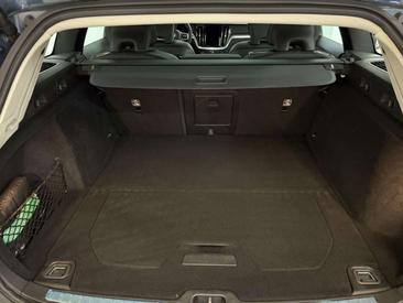 Volvo V60 Cross Country Break B4 D AWD — photo 37